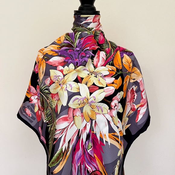 Salvatore Ferragamo Scarf Butterfly Flowers Black Multicolor Silk Wrap - Picture 3 of 16